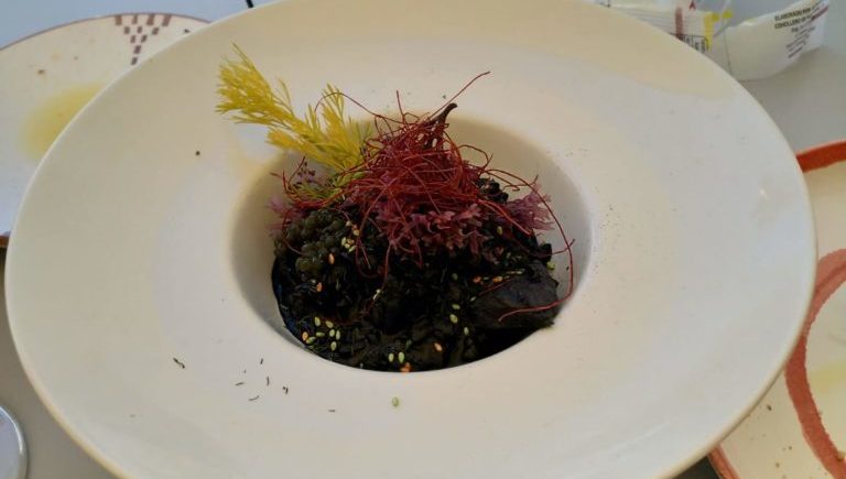 El arroz negro con atún de almadraba de Boccacalle