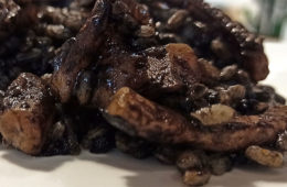 El arroz negro... y un alioli pa matarse del restaurante Calamar