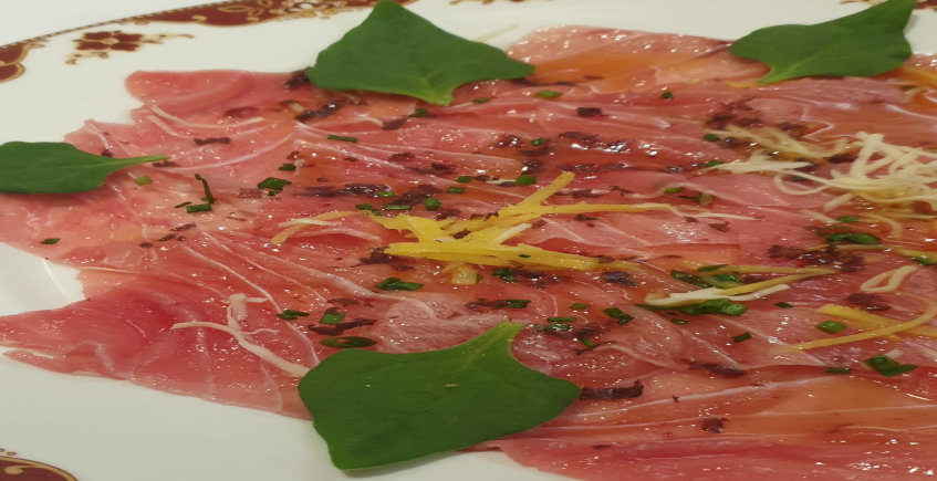 La marinada de atún rojo del Restaurante El Faro de El Puerto
