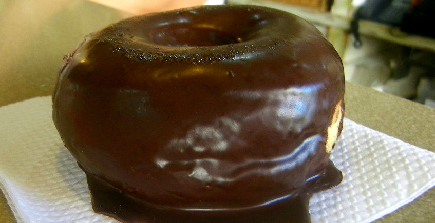 Donut de chocolate el estilo del Don Pan