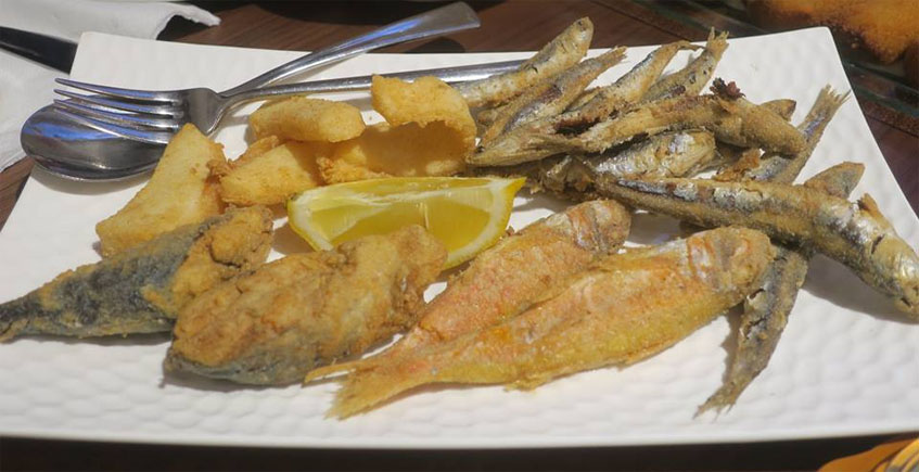 El surtido de pescado frito de Sopranis