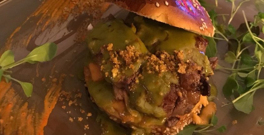 La hamburguesa de retinto del restaurante Casa Las Piedras