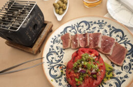 El tarantelo de atún a mi punto de Makanai