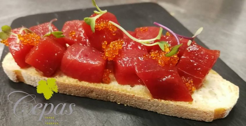 Menú degustación de atún rojo de almadraba en el Restaurante Cepas de Algeciras el 31 de mayo