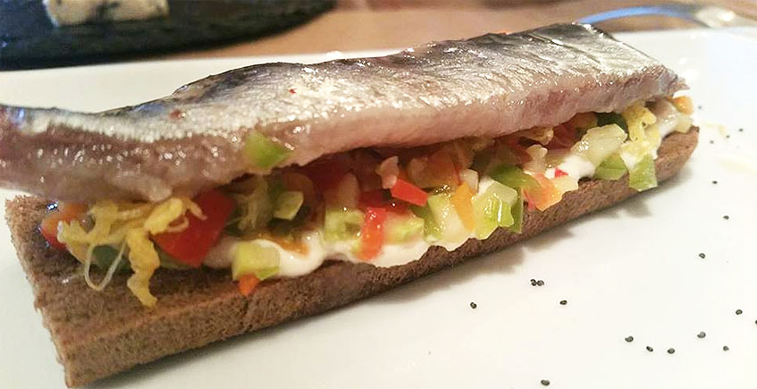 La tosta de sardina ahumada de La Buena Vida