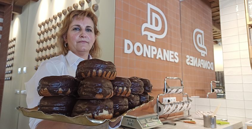 Donpanes inaugura su nuevo despacho, la primera parte de una ambiciosa reforma