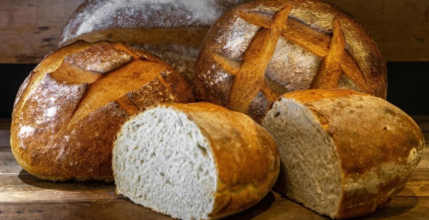 El restaurante El Laúl de El Puerto comienza a elaborar su propio pan