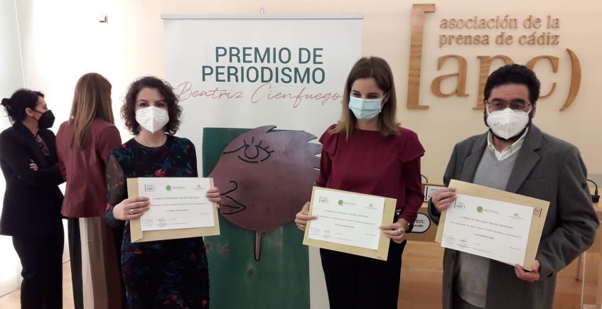 Cosasdecomé recibe el premio Beatriz Cienfuegos por el libro Las cocineras cuentan