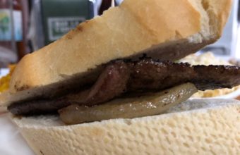 Montadito de hígado y tocino del Bar El Chiquito de Algeciras